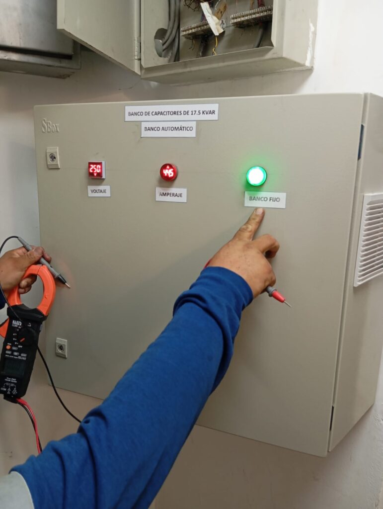 especialistas electricos